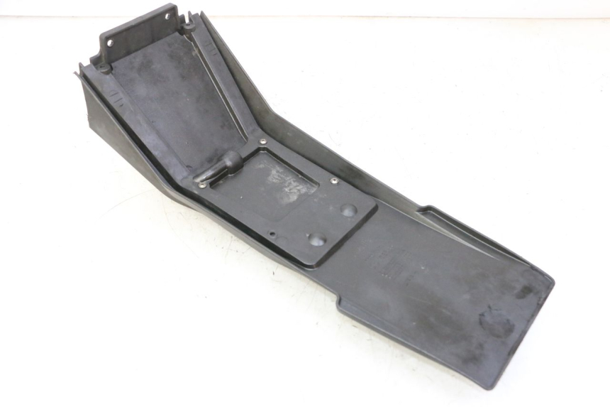 photo de TYLNY BŁOTNIK APRILIA SR R 2T LC 50 (2018 - 2021) - Zoom stanu zużycia