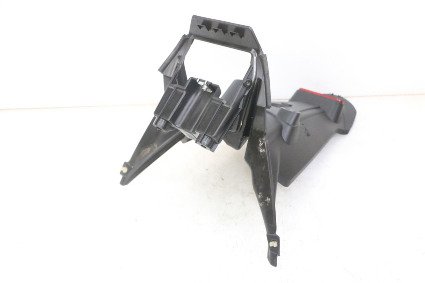 photo de BŁOTNIK TYLNY APRILIA SXR 50 (2021 - 2023) - Stan powierzchni