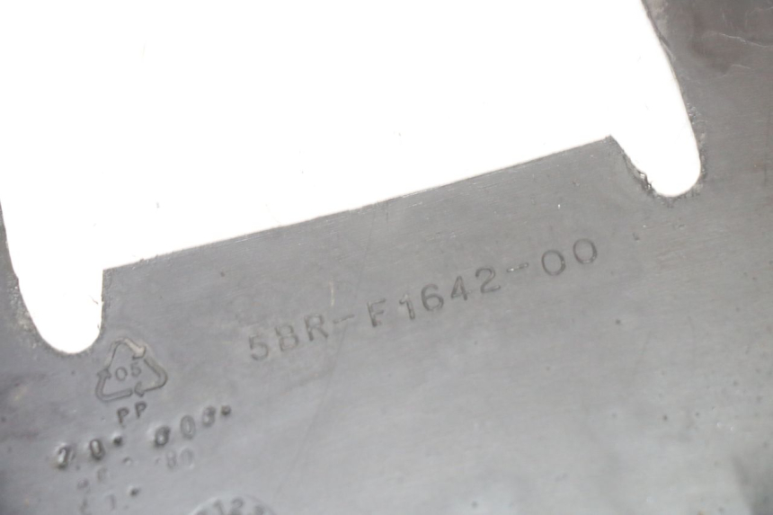 photo de Tylna chlapaczka YAMAHA TDM ABS 900 (2002 - 2014) - Zbliżenie techniczne