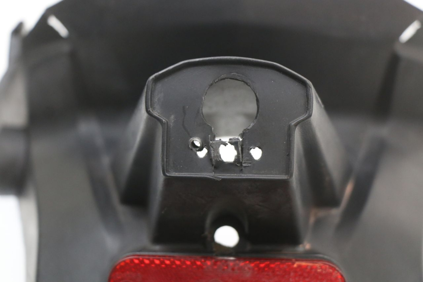 photo de BŁOTNIK TYLNY PEUGEOT TWEET 125 (2018 - 2021) - Zbliżenie techniczne