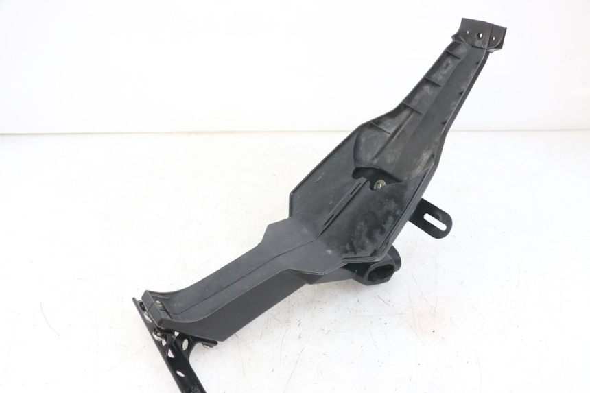 photo de TYLNY BŁOTNIK KAWASAKI VERSYS ABS 650 (2015 - 2018) - Zoom stanu zużycia