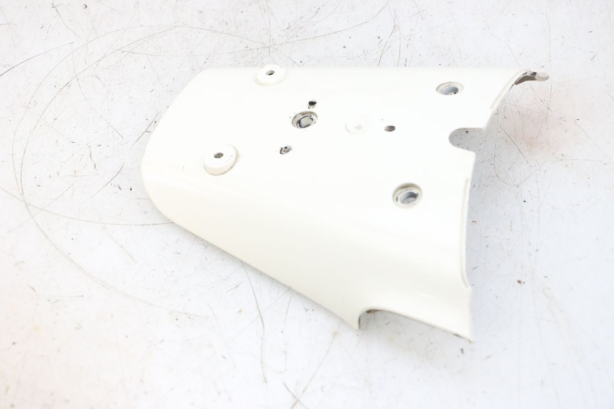 photo de TYLNY BŁOTNIK PIAGGIO VESPA GTS SUPER IE 125 (2009 - 2016) - Inny kąt widzenia