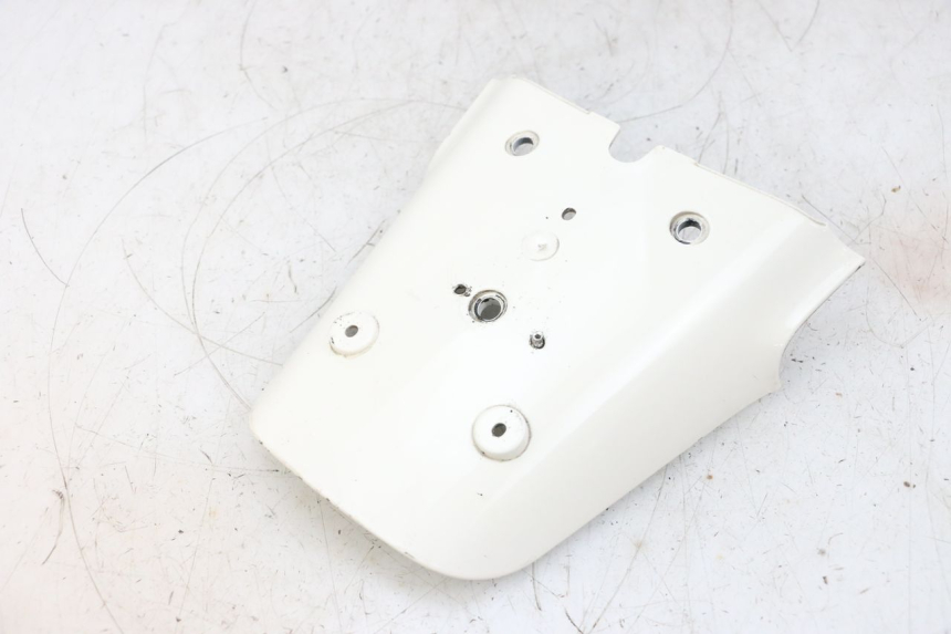 photo de TYLNY BŁOTNIK PIAGGIO VESPA GTS SUPER IE 125 (2009 - 2016) - Punkty mocowania