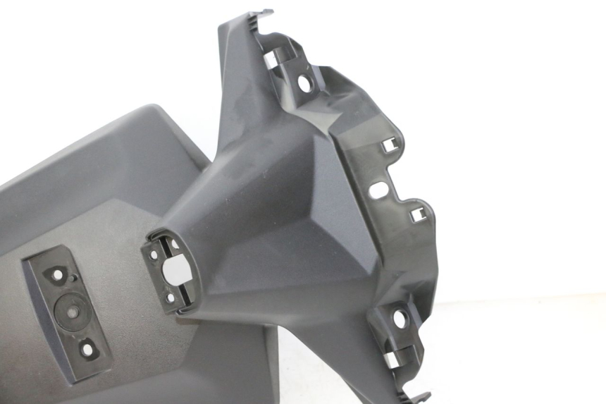 photo de TYLNY BŁOTNIK YAMAHA XMAX X-MAX 125 (2021 - 2025) - Punkty mocowania