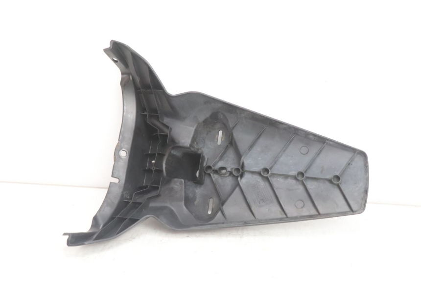 photo de TYLNY BŁOTNIK YAMAHA X-MAX XMAX 125 (2010 - 2013) - Zbliżenie techniczne
