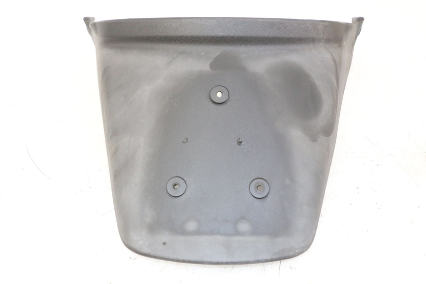 photo de BŁOTNIK TYLNY PIAGGIO XEVO - X EVO 125 (2007 - 2017) - Szczegół części