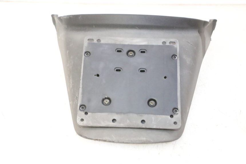 photo de BŁOTNIK TYLNY PIAGGIO XEVO - X EVO 125 (2007 - 2017) - Szczegół części