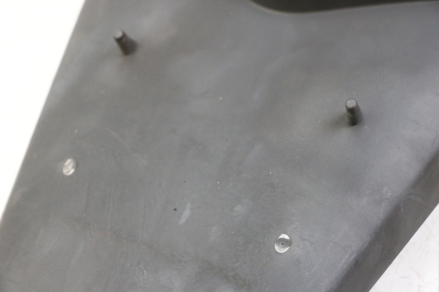 photo de TYLNY BŁOTNIK YAMAHA X-MAX XMAX ABS 250 (2010 - 2014) - Punkty mocowania