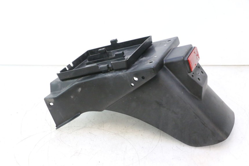 photo de TYLNY BŁOTNIK KAWASAKI ZZR 600 (1995 - 2004) - Zoom stanu zużycia