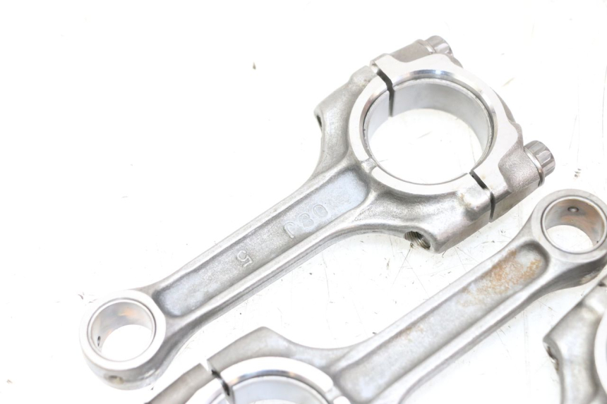 photo de KORBOWÓD SUZUKI GSR 750 (2011 - 2017) - Oznaczenia i referencje