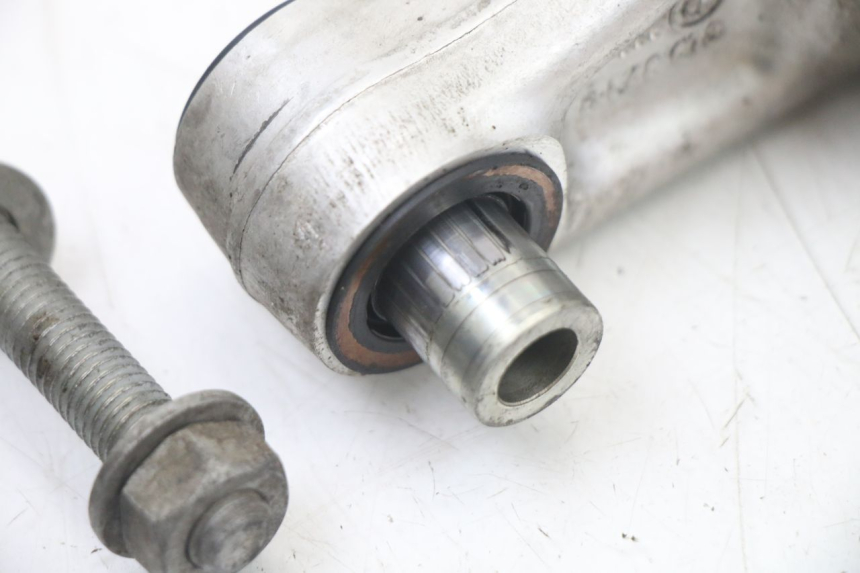 photo de ŁĄCZNIK AMORTYZATORA BMW S RR ABS S1000RR 1000 (2015 - 2018) - Widok z bliska