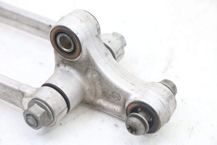 photo de ŁĄCZNIK AMORTYZATORA BMW S RR ABS S1000RR 1000 (2015 - 2018) - Zoom stanu zużycia