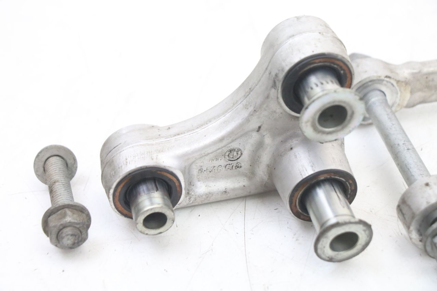 photo de ŁĄCZNIK AMORTYZATORA BMW S RR ABS S1000RR 1000 (2015 - 2018) - Oznaczenia i referencje