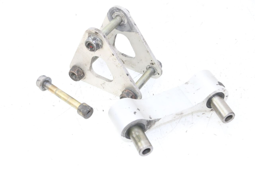 photo de ŁĄCZNIK AMORTYZATORA HONDA CBR RR FIREBLADE 900 (1992 - 1994) - Widok ogólny