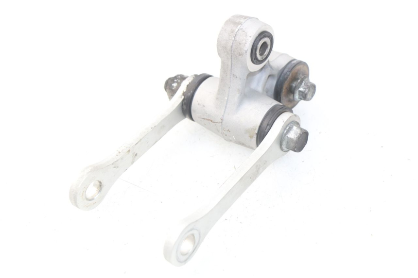 photo de ŁĄCZNIK AMORTYZATORA HYOSUNG COMET GTR 125 (2007 - 2014) - Inny kąt widzenia