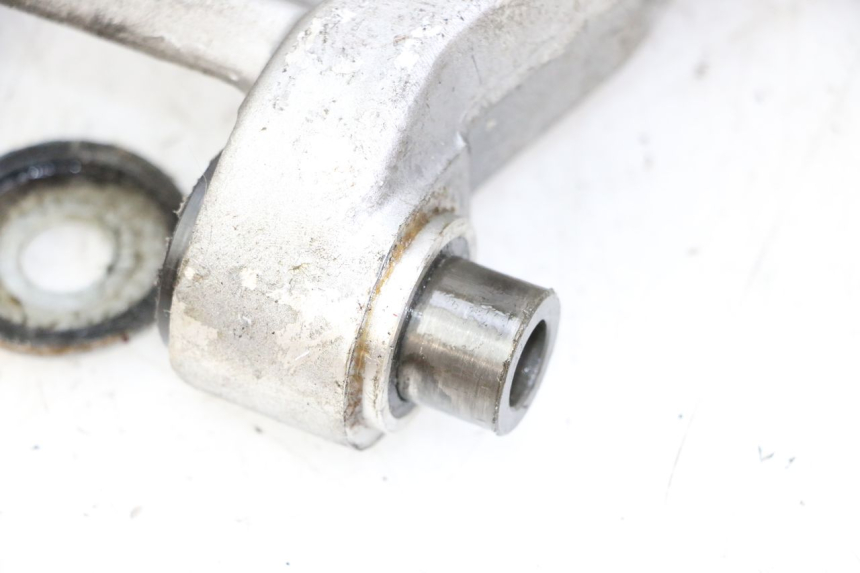 photo de ŁĄCZNIK AMORTYZATORA YAMAHA FJ 36Y 1100 (1984 - 1985) - Widok z bliska