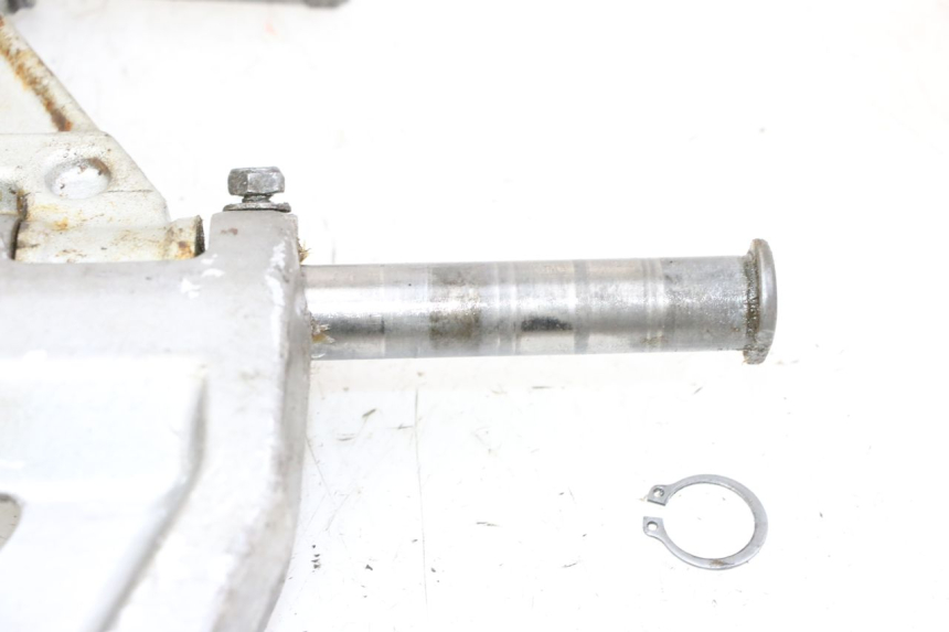 photo de ŁĄCZNIK AMORTYZATORA YAMAHA FJ 36Y 1100 (1984 - 1985) - Oznaczenia i referencje