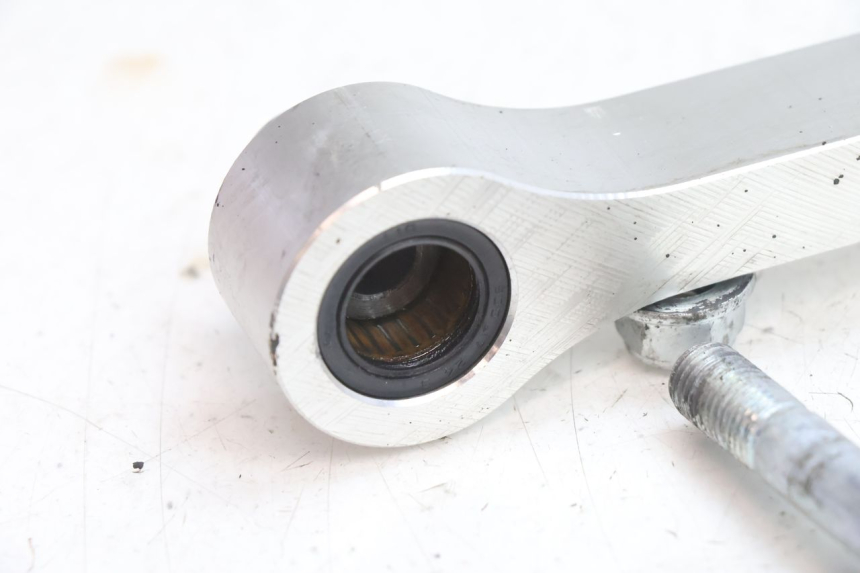 photo de ŁĄCZNIK AMORTYZATORA YAMAHA FZ8 800 (2010 - 2016) - Część sprawdzona