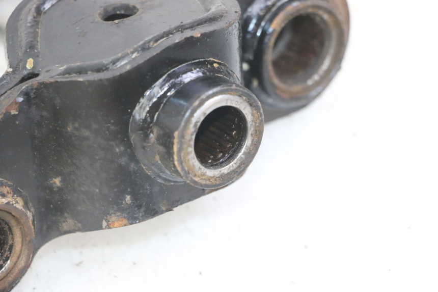 photo de ŁĄCZNIK AMORTYZATORA SUZUKI GS GSE 500 (2001 - 2003) - Zbliżenie techniczne