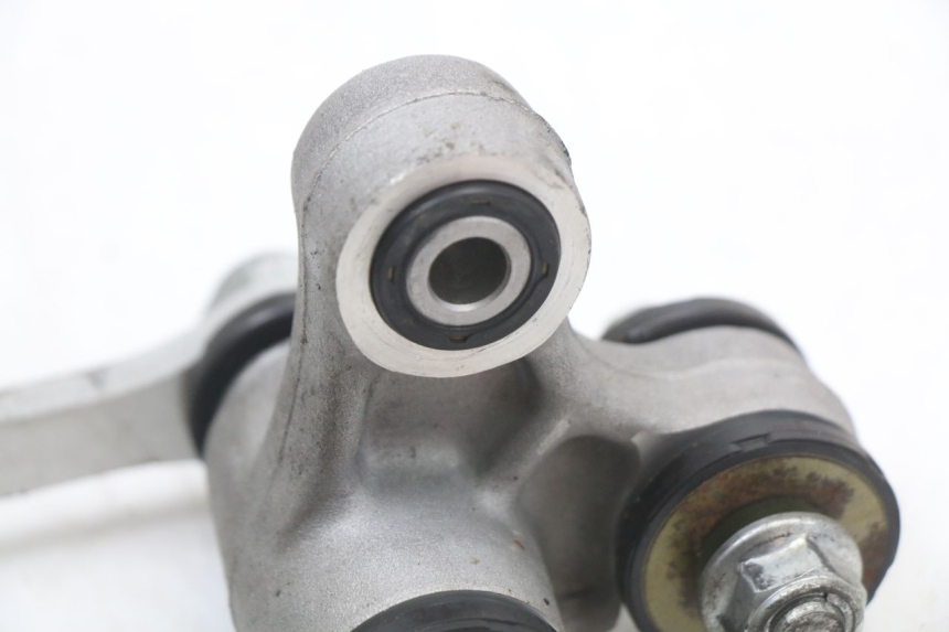 photo de ŁĄCZNIK AMORTYZATORA HYOSUNG GTR 125 (2006 - 2008) - Szczegół części