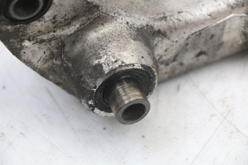 photo de ŁĄCZNIK AMORTYZATORA HONDA CBR F 1000 (1993 - 1996) - Stan powierzchni