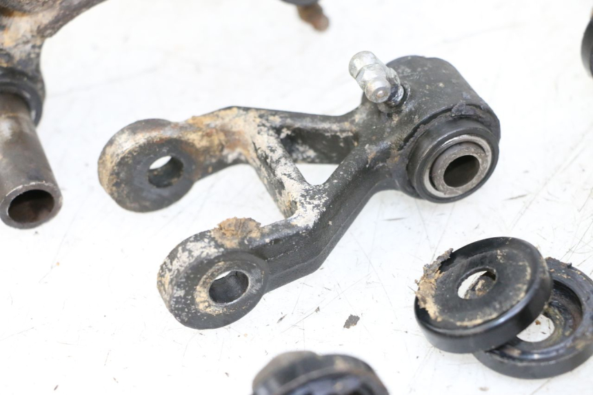 photo de ŁĄCZNIK AMORTYZATORA KYMCO STRYKER OFF ROAD 125 (1999 - 2005) - Oznaczenia i referencje