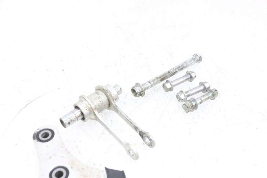 photo de ŁĄCZNIK AMORTYZATORA YAMAHA MT-07 MT07 ABS 700 (2018 - 2020) - Szczegóły charakterystyczne