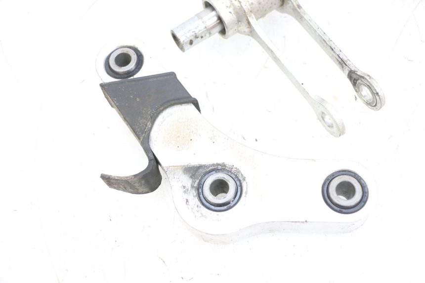 photo de ŁĄCZNIK AMORTYZATORA YAMAHA MT-07 MT07 ABS 700 (2018 - 2020) - Widok z bliska