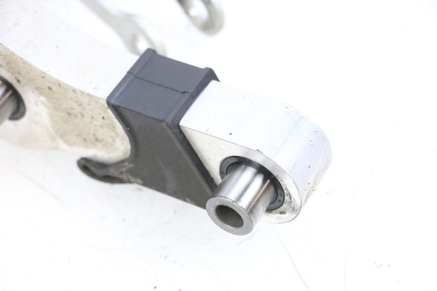 photo de ŁĄCZNIK AMORTYZATORA YAMAHA MT-07 MT07 ABS 700 (2018 - 2020) - Stan powierzchni