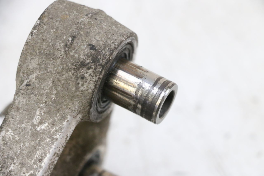 photo de ŁĄCZNIK AMORTYZATORA HONDA NSR R 125 (1994 - 2003) - Szczegóły charakterystyczne