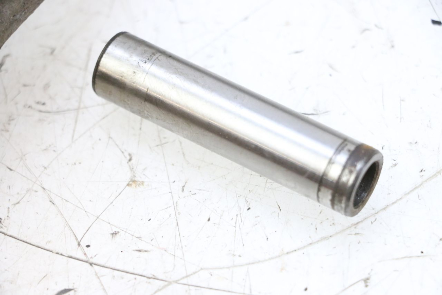 photo de ŁĄCZNIK AMORTYZATORA HONDA NSR R 125 (1994 - 2003) - Inny kąt widzenia