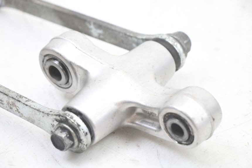 photo de ŁĄCZNIK AMORTYZATORA SUZUKI GSX F GSXF 650 (2007 - 2015) - Zoom stanu zużycia