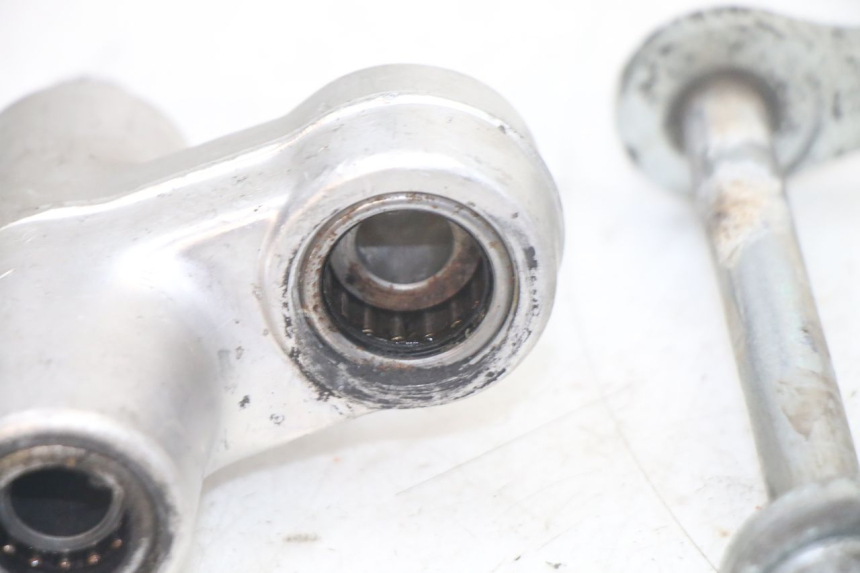 photo de ŁĄCZNIK AMORTYZATORA SUZUKI GSX F GSXF 650 (2007 - 2015) - Oznaczenia i referencje