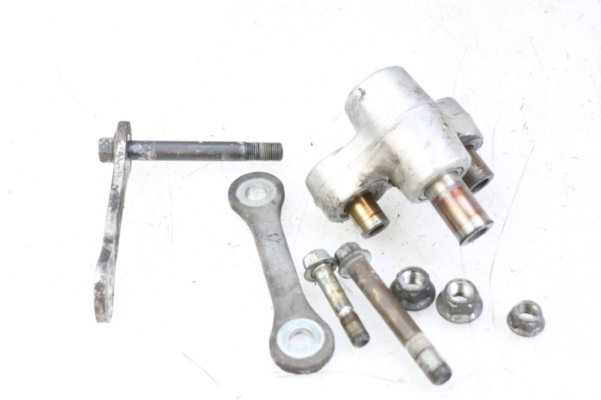 photo de ŁĄCZNIK AMORTYZATORA SUZUKI SV S 650 (1999 - 2002) - Szczegół części