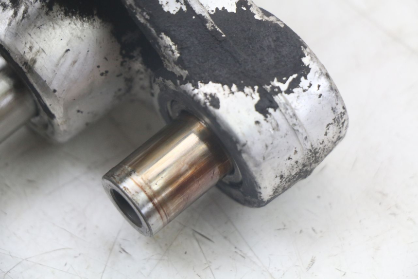 photo de ŁĄCZNIK AMORTYZATORA SUZUKI SV N 650 (1999 - 2002) - Zbliżenie techniczne