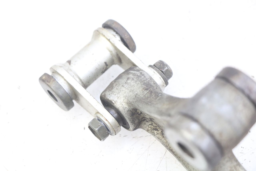 photo de ŁĄCZNIK AMORTYZATORA YAMAHA TTR 125 (2000 - 2020) - Inny kąt widzenia