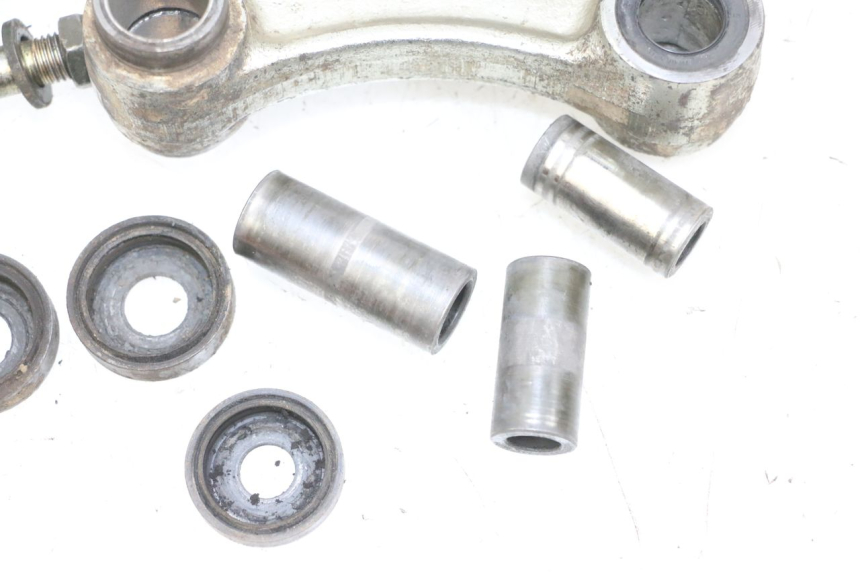 photo de ŁĄCZNIK AMORTYZATORA YAMAHA TTR 125 (2000 - 2020) - Oznaczenia i referencje