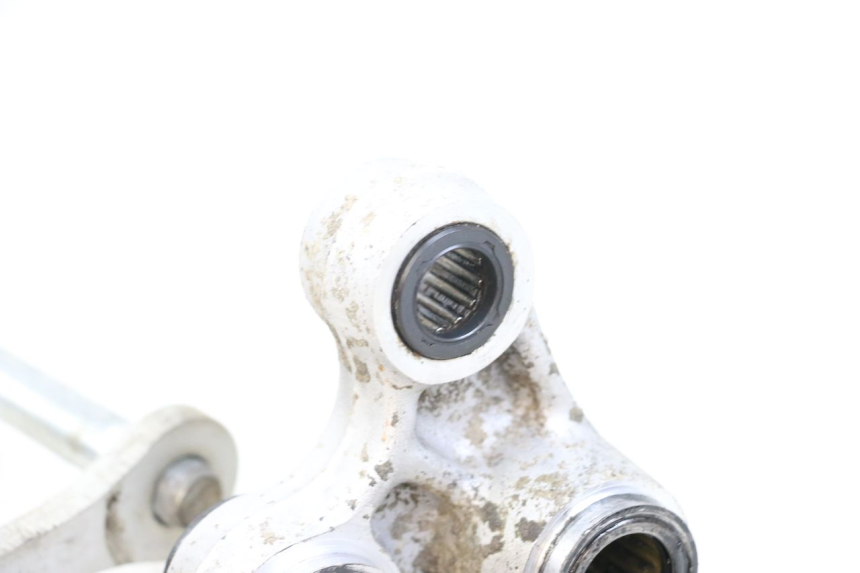 photo de ŁĄCZNIK AMORTYZATORA HYOSUNG XRX 125 (2000 - 2008) - Zbliżenie techniczne