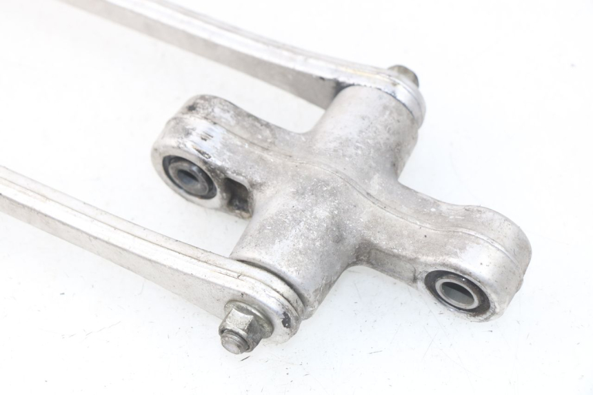 photo de ŁĄCZNIK AMORTYZATORA YAMAHA YP T-MAX TMAX 530 (2017 - 2020) - Szczegół części