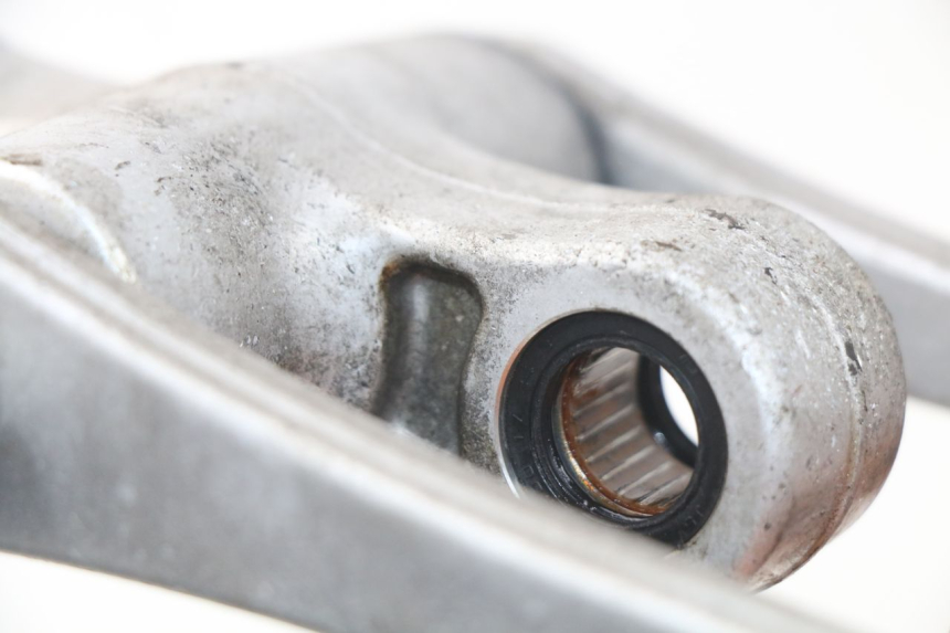 photo de ŁĄCZNIK AMORTYZATORA YAMAHA YP T-MAX TMAX 530 (2017 - 2020) - Zbliżenie techniczne