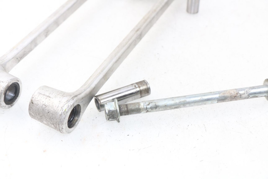 photo de ŁĄCZNIK AMORTYZATORA YAMAHA YP T-MAX TMAX 530 (2017 - 2020) - Oznaczenia i referencje