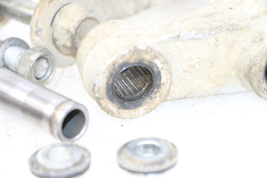 photo de ŁĄCZNIK AMORTYZATORA YAMAHA YZ 85 (2022 - 2025) - Zbliżenie techniczne