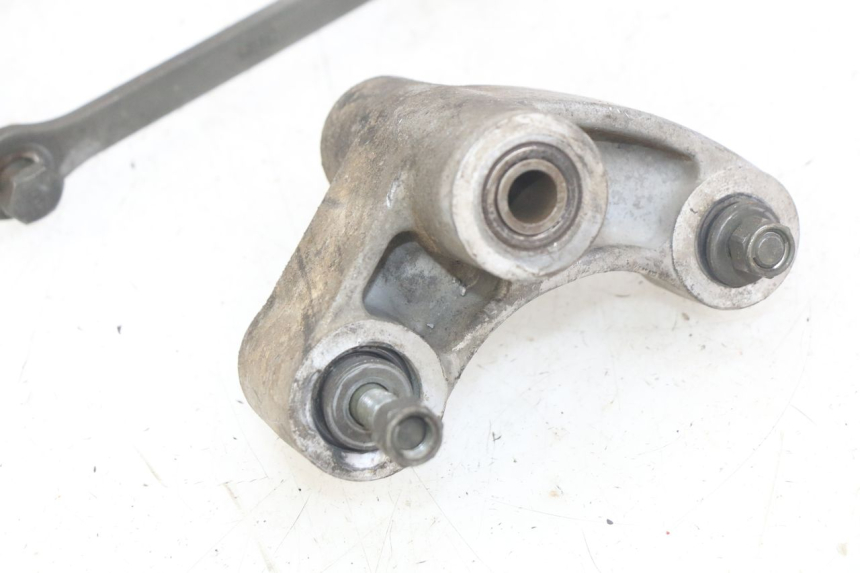 photo de ŁĄCZNIK AMORTYZATORA YAMAHA YZF R THUNDERCAT 600 (1996 - 2003) - Widok z bliska