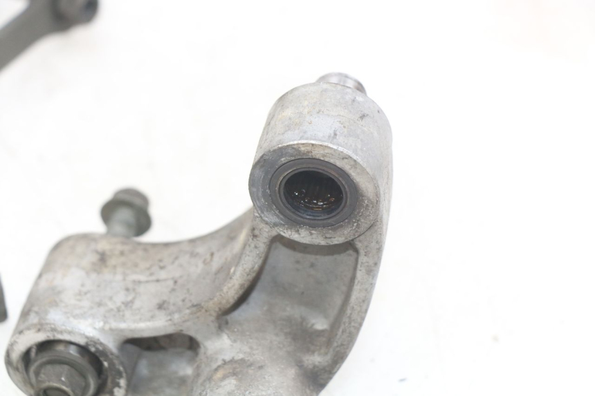 photo de ŁĄCZNIK AMORTYZATORA YAMAHA YZF R THUNDERCAT 600 (1996 - 2003) - Zoom stanu zużycia