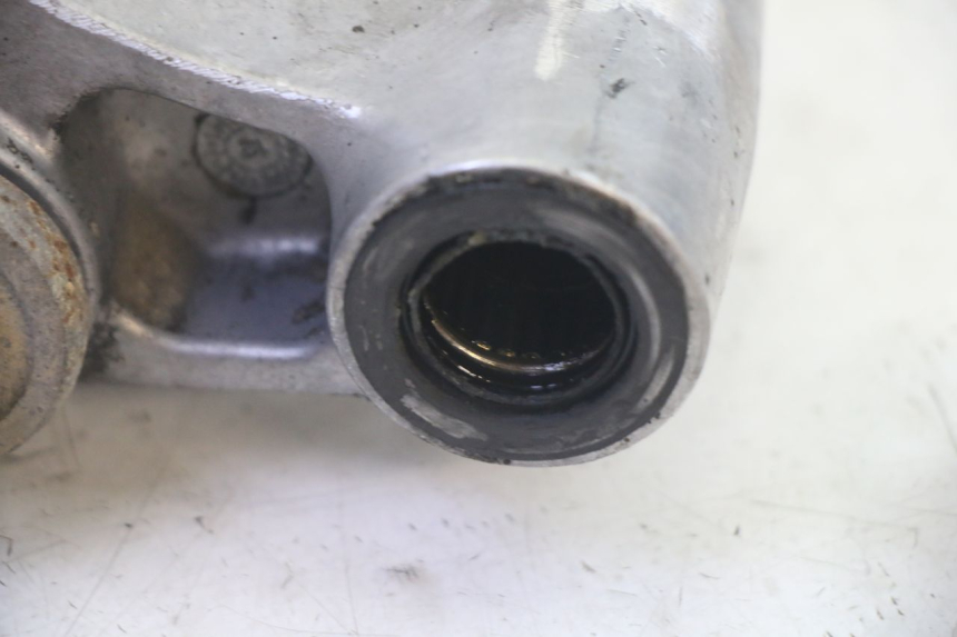 photo de ŁĄCZNIK AMORTYZATORA KAWASAKI ZR 7 750 (1999 - 2004) - Szczegóły charakterystyczne