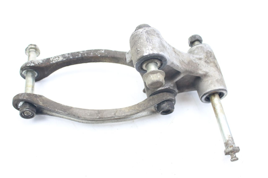 photo de ŁĄCZNIK AMORTYZATORA KAWASAKI ZZR 600 (1995 - 2004) - Zbliżenie techniczne