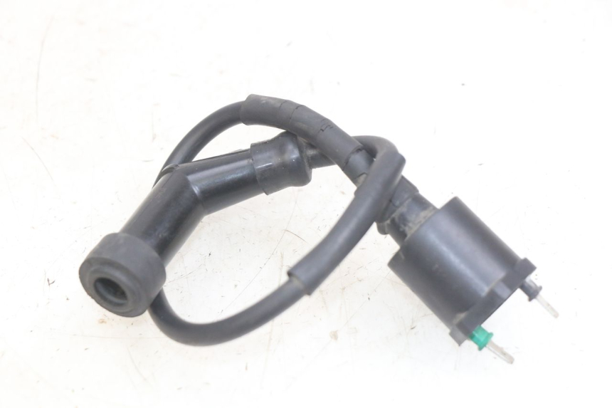 photo de CEWKA KYMCO AGILITY NAKED RENOUVO 2T 50 (2011 - 2018) - Widok główny