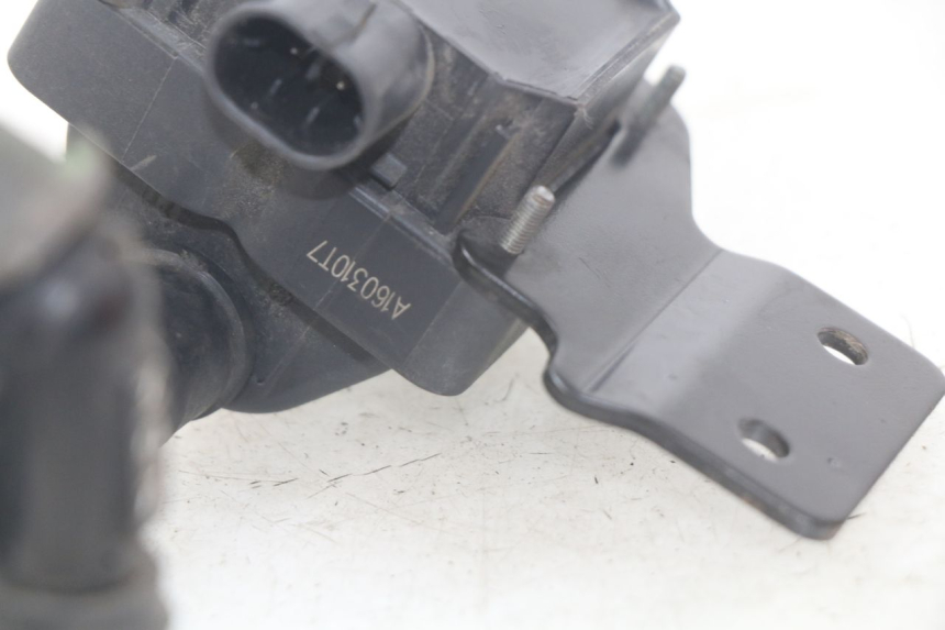 photo de CEWKA PEUGEOT GEOPOLIS 400 (2007 - 2013) - Szczegół części