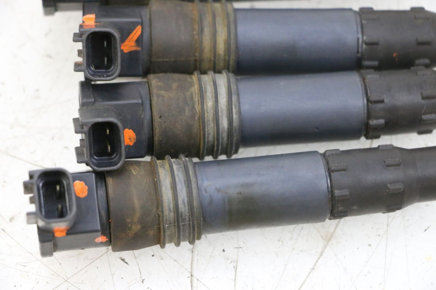 photo de CEWKA SUZUKI GSXR GSX-R 1000 (2003 - 2004) - Zbliżenie techniczne