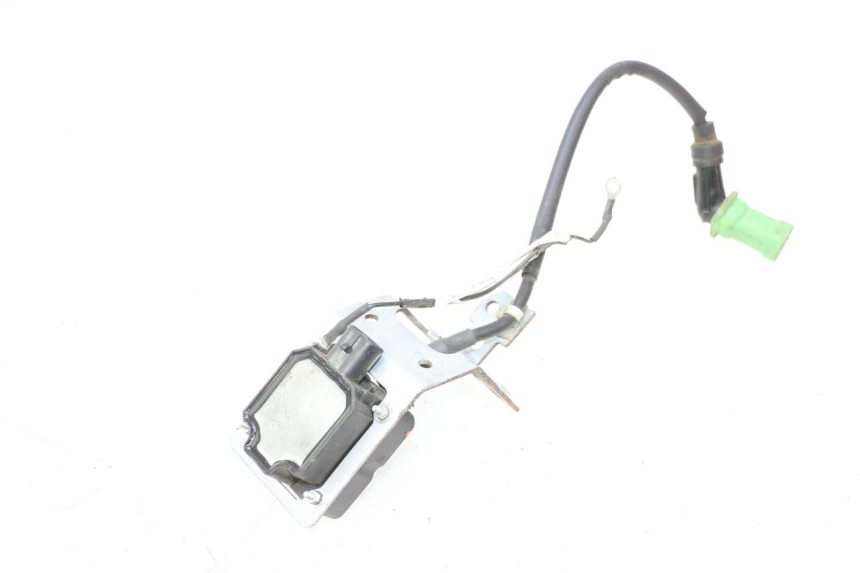photo de CEWKA PIAGGIO MP3 LT 400 (2007 - 2012) - Zbliżenie techniczne
